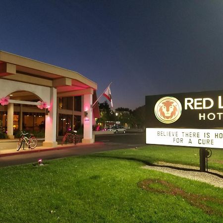 Red Lion Hotel Реддинг Экстерьер фото
