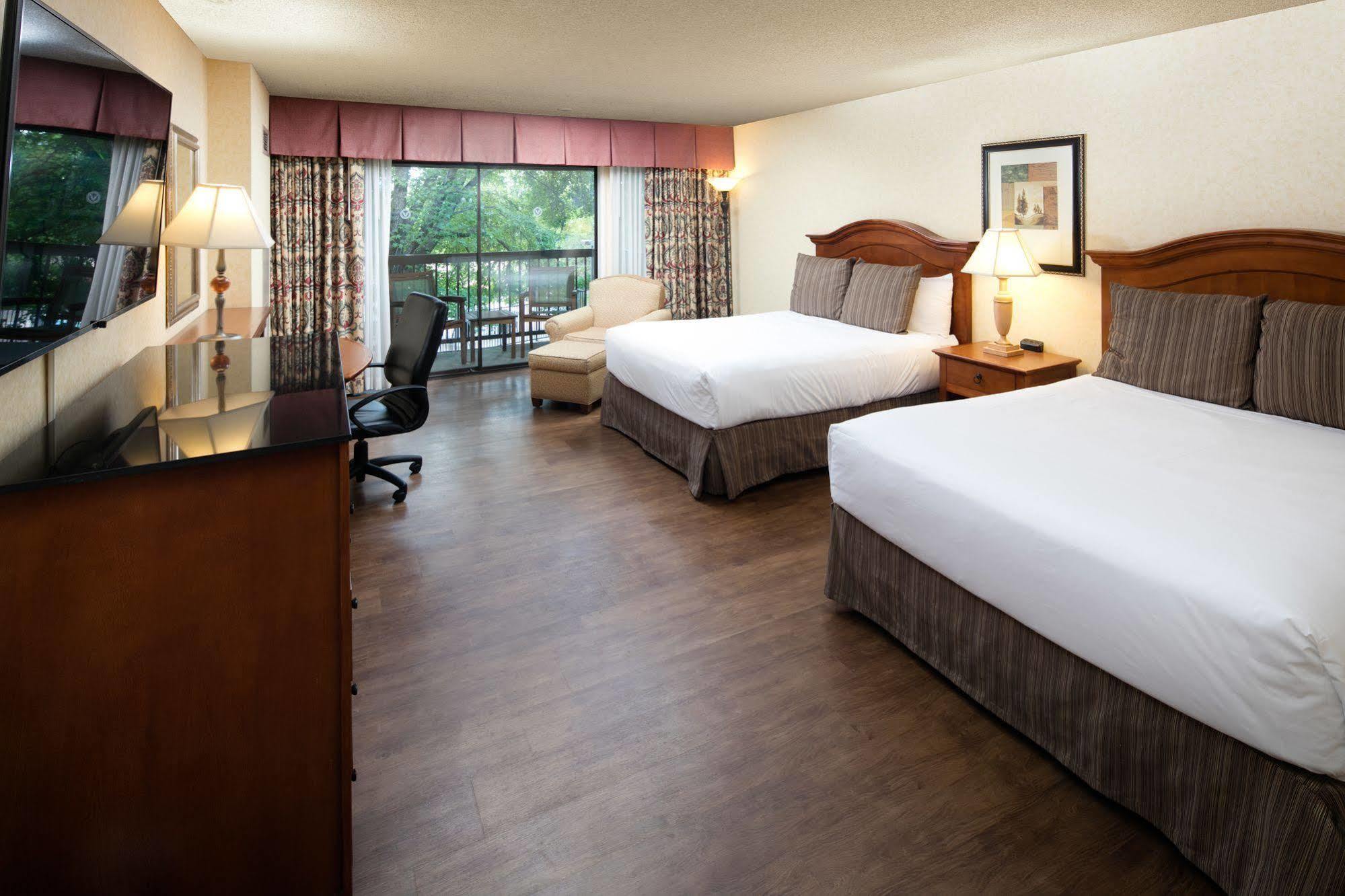Red Lion Hotel Реддинг Экстерьер фото